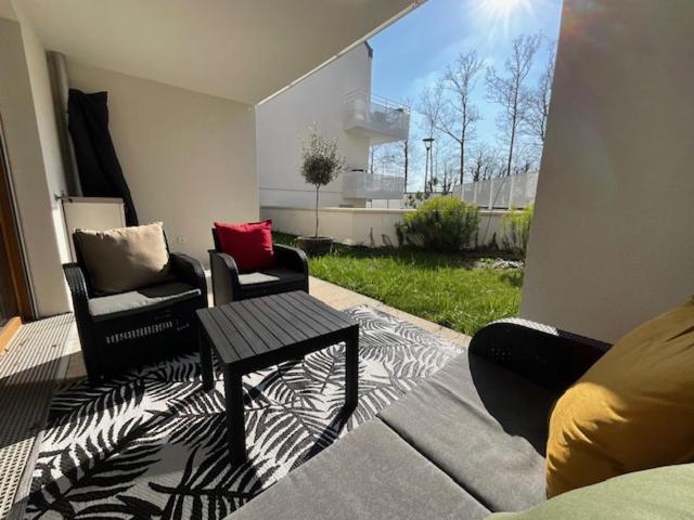 Cosygreen77 Modern Apartment With Garden And Parking Magny-le-Hongre Exterior foto