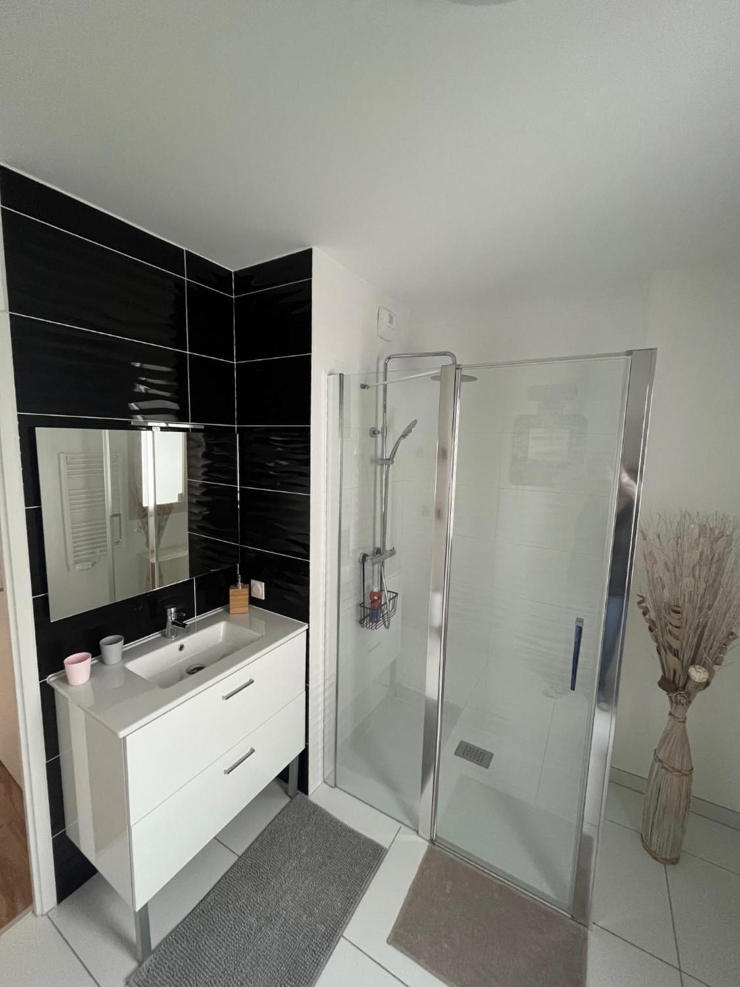Cosygreen77 Modern Apartment With Garden And Parking Magny-le-Hongre Exterior foto